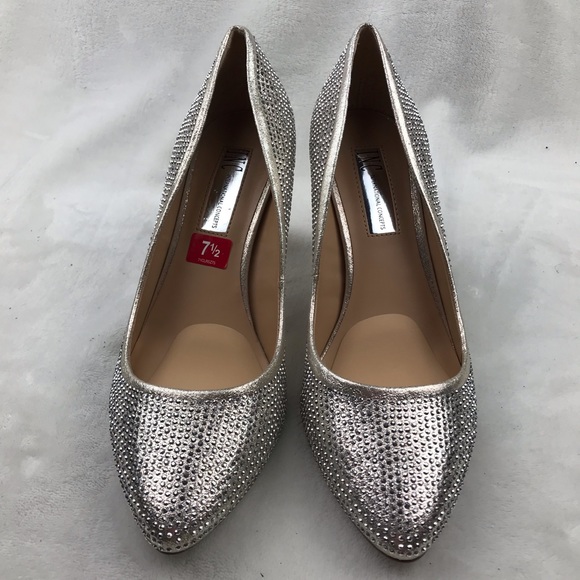 🆕 INC Rhinestone Pointed toe pumps gold 7.5M - Picture 5 of 8